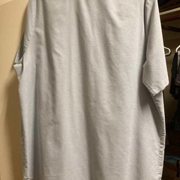 Like New Only Necessities Blue Oxford Shirt L - Picture 4 of 6